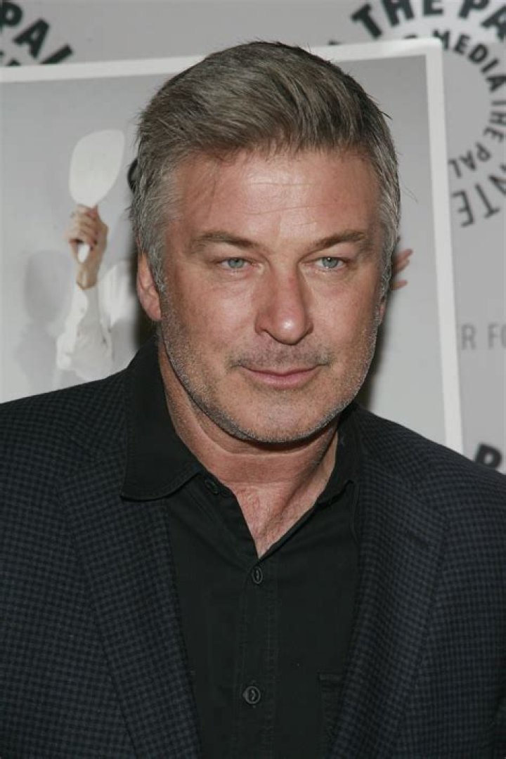Alec Baldwin Gets Arrested on his Bicycle in Manhattan