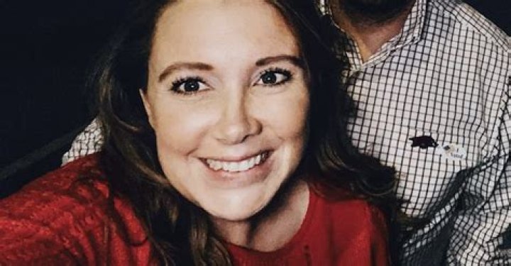 Anna Duggar Gives Update About Divorcing Josh Duggar