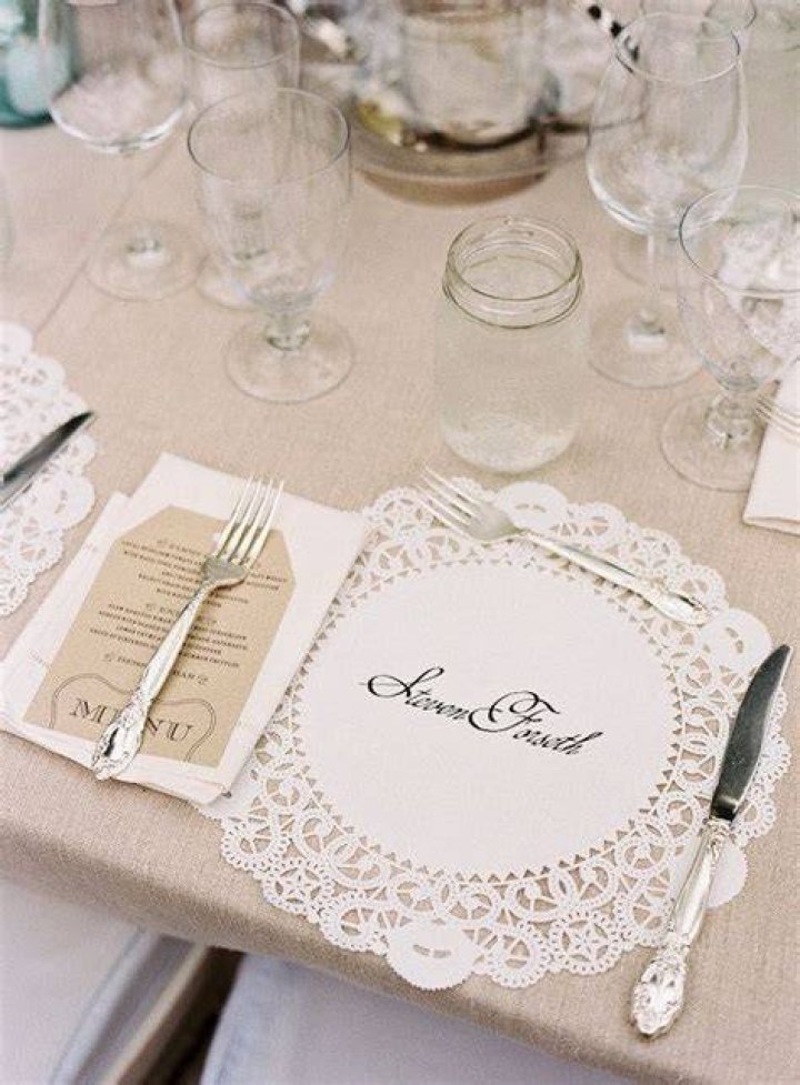 Doily Placecard
