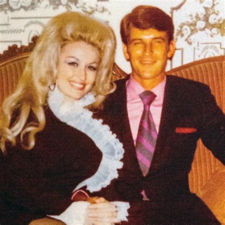 Everything to Know About Dolly Parton and Carl Thomas Dean's Marriage