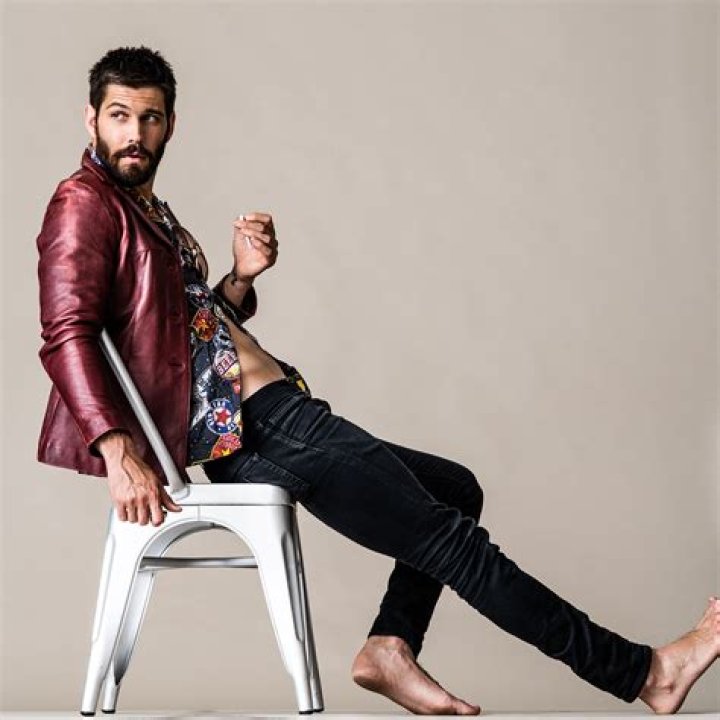 Getting To Know About Casey Deidrick