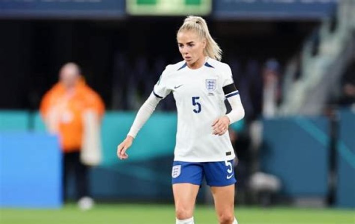 Is Alex Greenwood Gay? Partner Or Husband Family Ethnicity