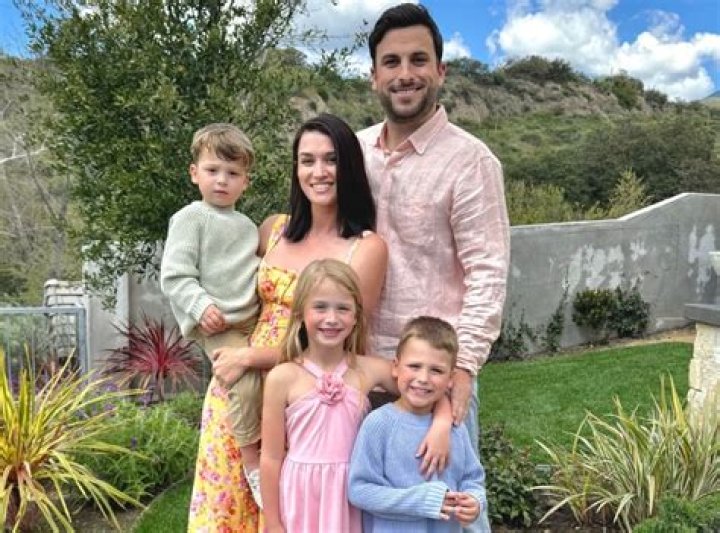 Jade Roper Tolbert Shares That She Is Struggling With 'Hard and Sad Things'