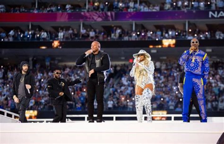 Katy Perry to Perform During Halftime at Super Bowl