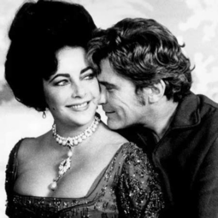 Late Actress, Elizabeth Taylor Was Married Eight Times With Different Person.