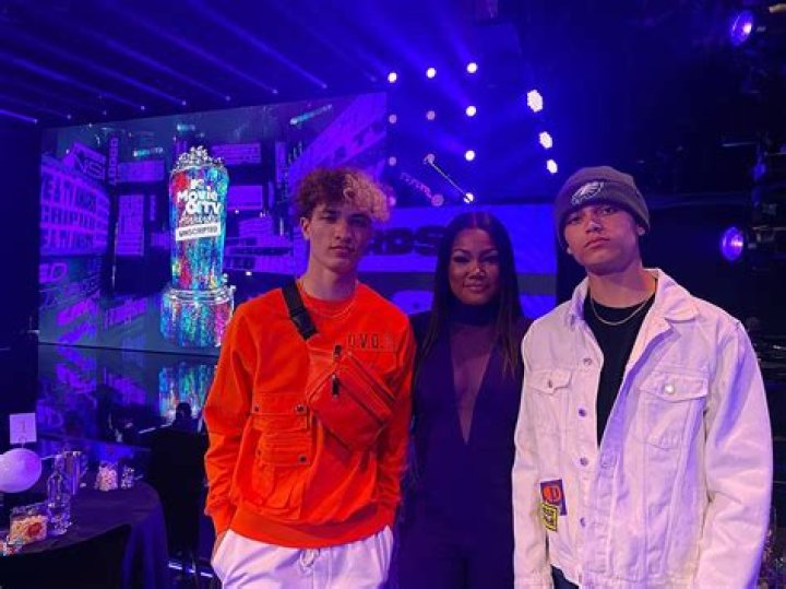 Lisa Rinna Defends Garcelle Beauvais' Son Amid Spiteful Fan Comments