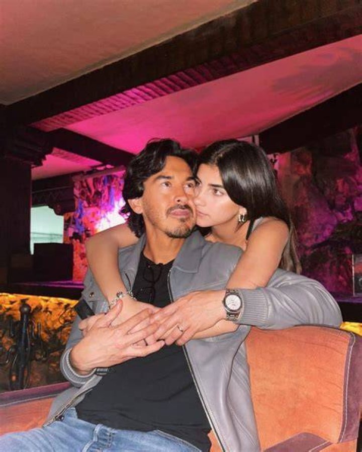 Mar De Regil with her boyfriend.