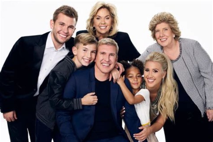 Savannah Chrisley Explains Why She Doesn't Speak To Her Older Siblings