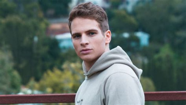 What's Ma Actor, Gianni Paolo Relationship Status? Also Know His Net Worth !